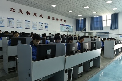 數(shù)控加工專業(yè)介紹 融合計算機(jī)信息技術(shù)的現(xiàn)代制造核心